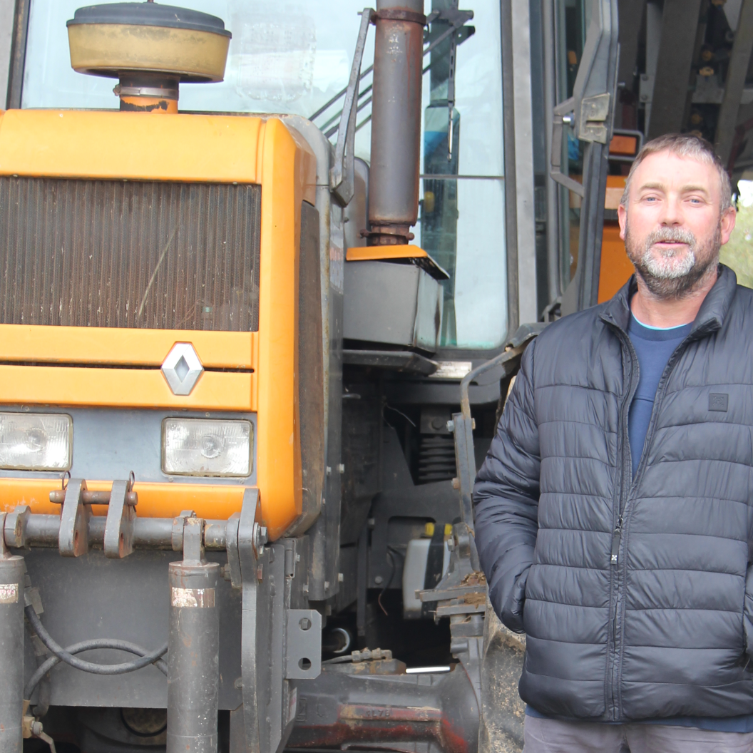 Julien BRUANT, agriculteur dans le sud Sarthe et Président de la cuma du Haut Plateau